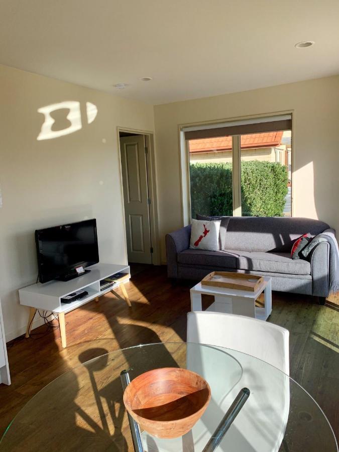 Teviot View Accommodation Amberley Bagian luar foto