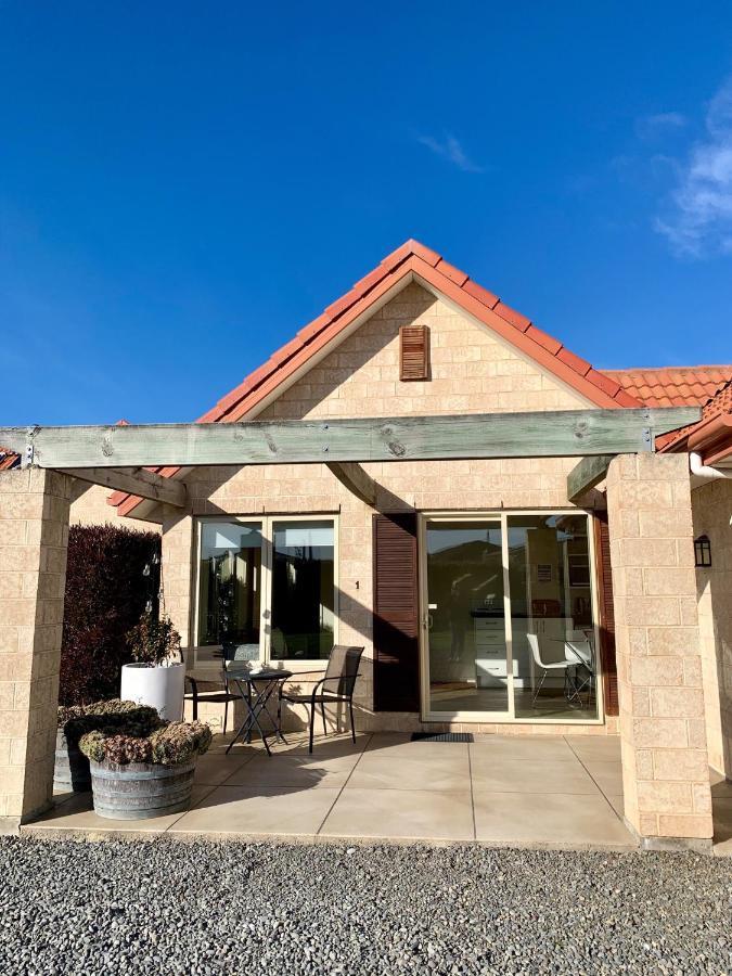 Teviot View Accommodation Amberley Bagian luar foto