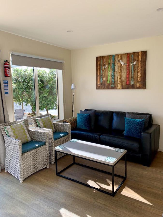 Teviot View Accommodation Amberley Bagian luar foto